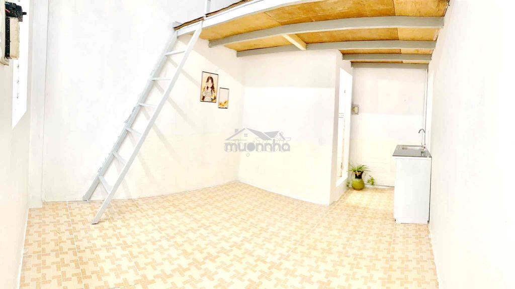 Phòng đẹp 25m2 gác cao, thoáng mát nguyễn văn công - Ảnh 3