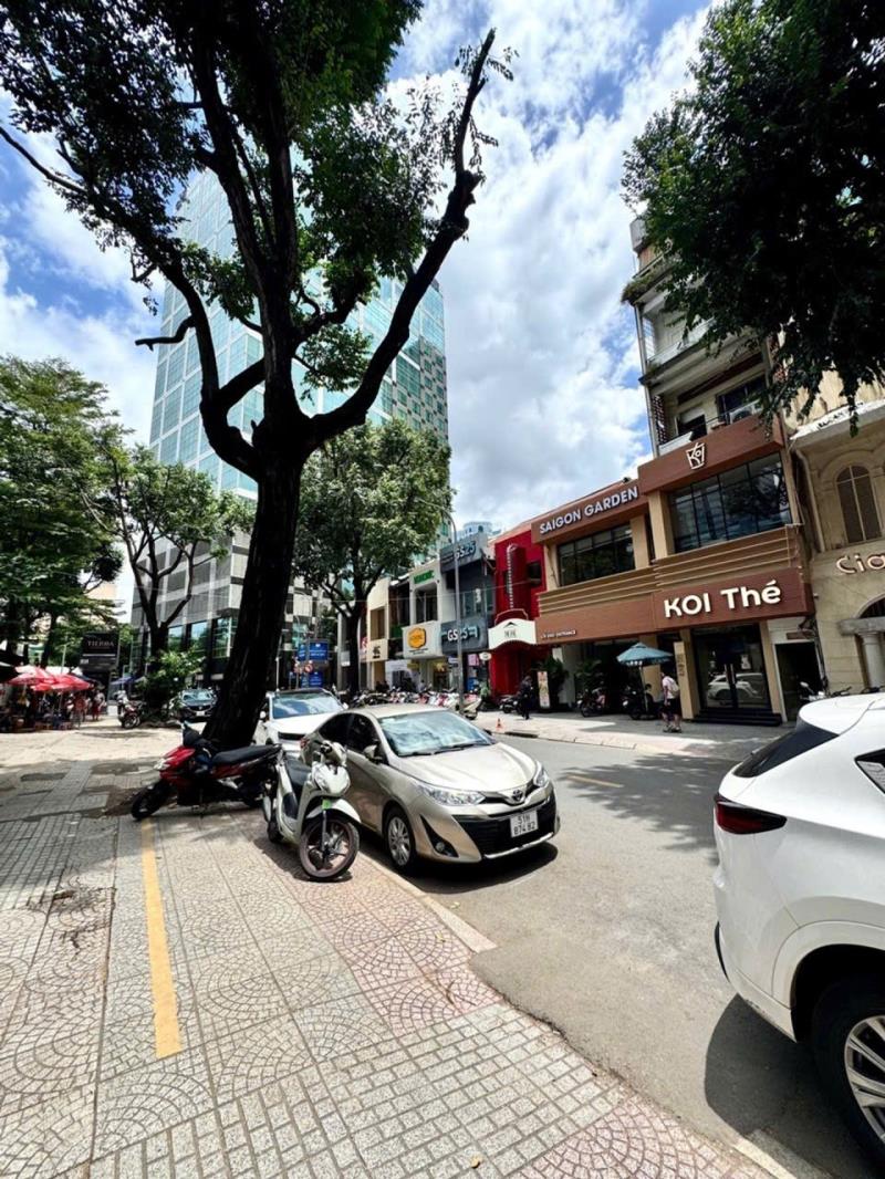Kế phố đi bộ nguyễn huệ - mặt tiền hồ tùng mậu - q.1 - dt: 4*18m - 80 tỷ - 3