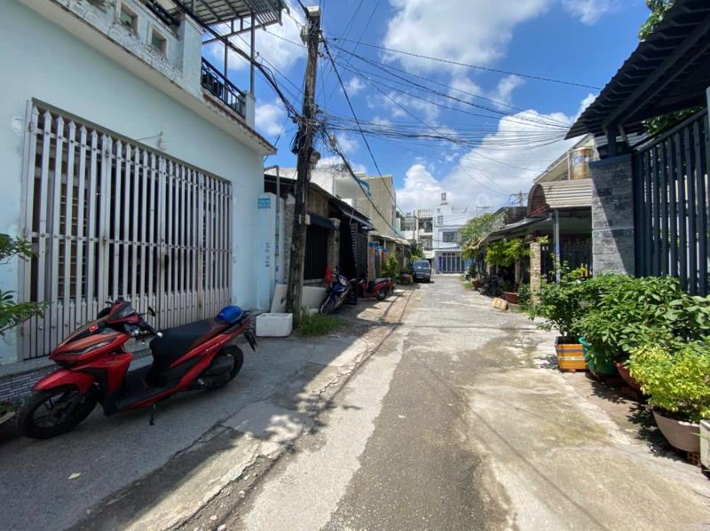 Bán nhà hẻm 8m trường chinh - đông hưng thuận quận 12 - 5 tỷ 300
