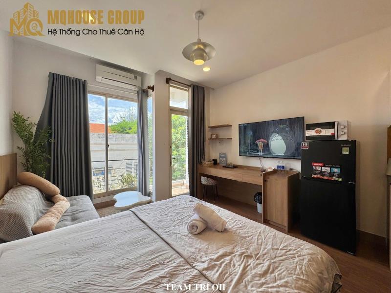 Cho thuê studio nguyễn gia trí – ban công – cách đh giao thông vận tải 500m