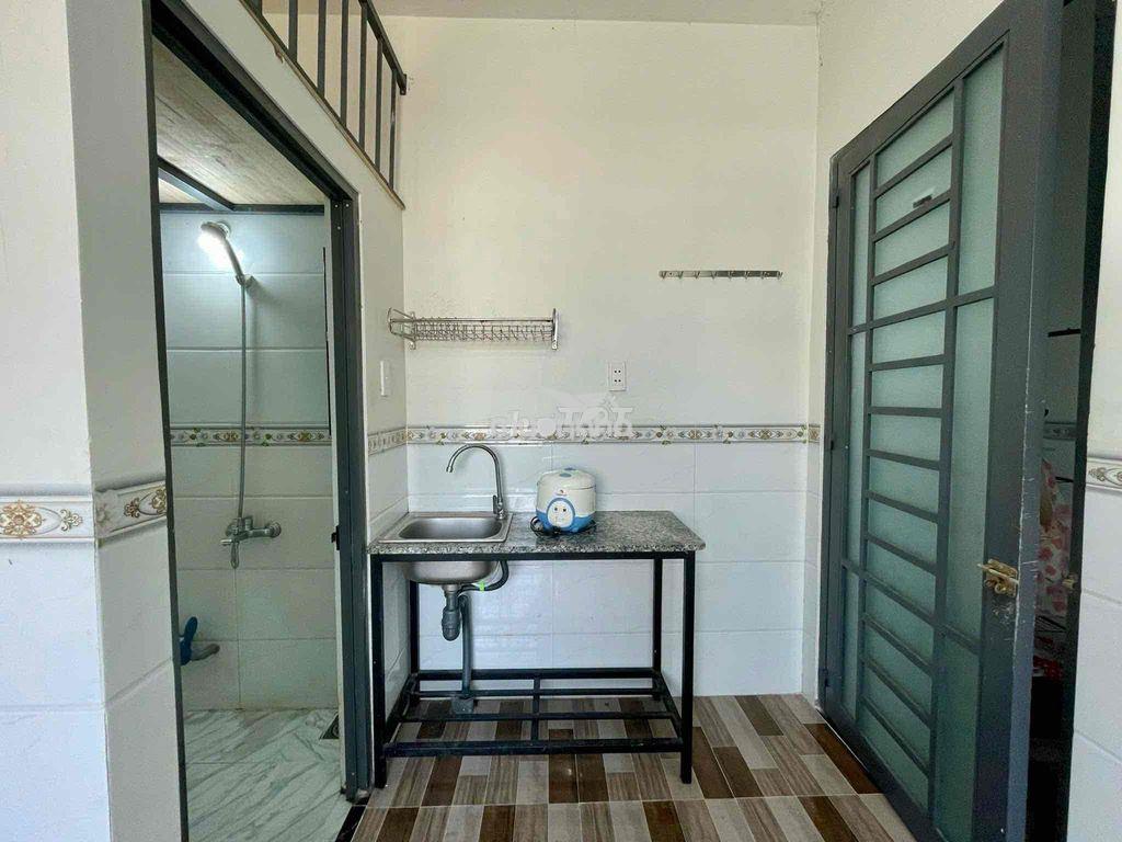 Cần phòng tháng 9 👉 ở được 4 bạn ngay lê văn việt - Ảnh 2