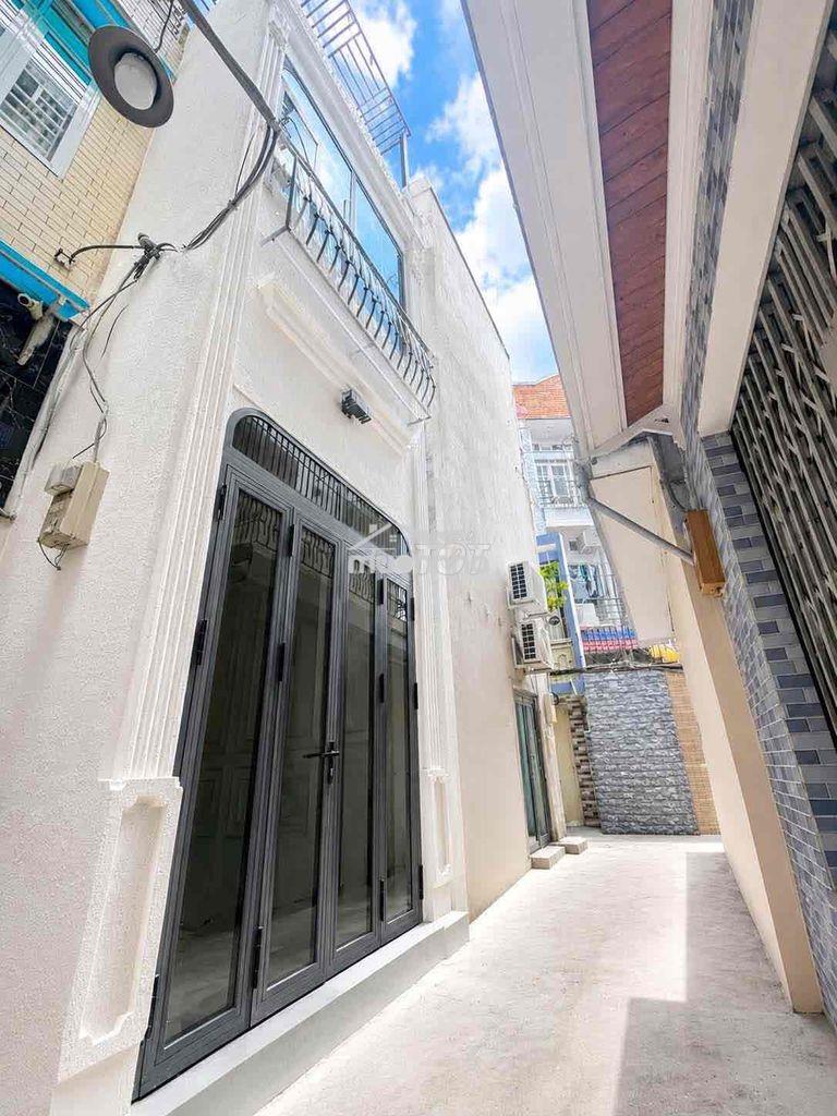Bán nhà đẹp 3 tầng khu nhà thờ vào ở ngay. quá yên tĩnh và an ninh
