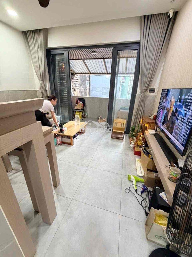 Chung cư lầu 1 - tân hàng q5 - gần ngay đhyd - 2pn full nội chỉ 2.98ty - 2