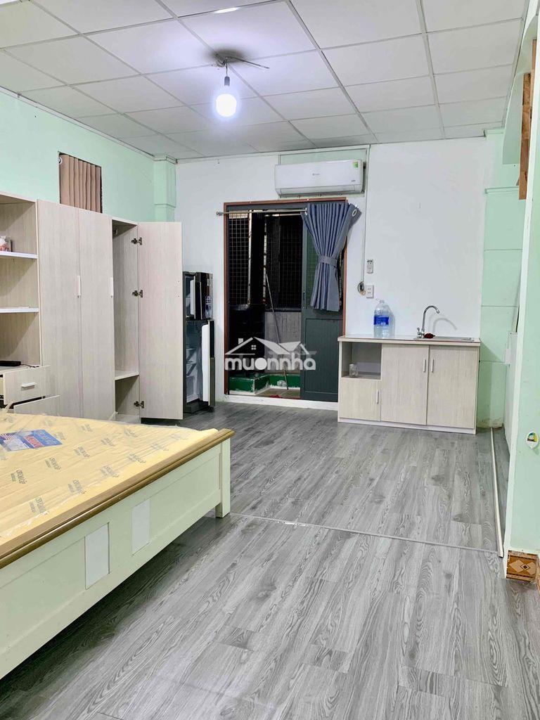 Phòng mới setup sát sân bay- vincom cộng hoà - Ảnh 3