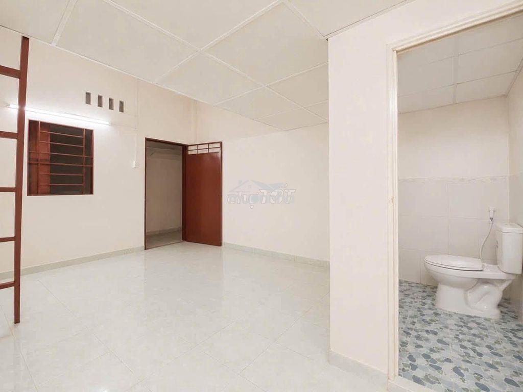 Cho thuê phòng đi bộ tới ufm - võ văn hát - lã xuân oai - khu cnc - 2