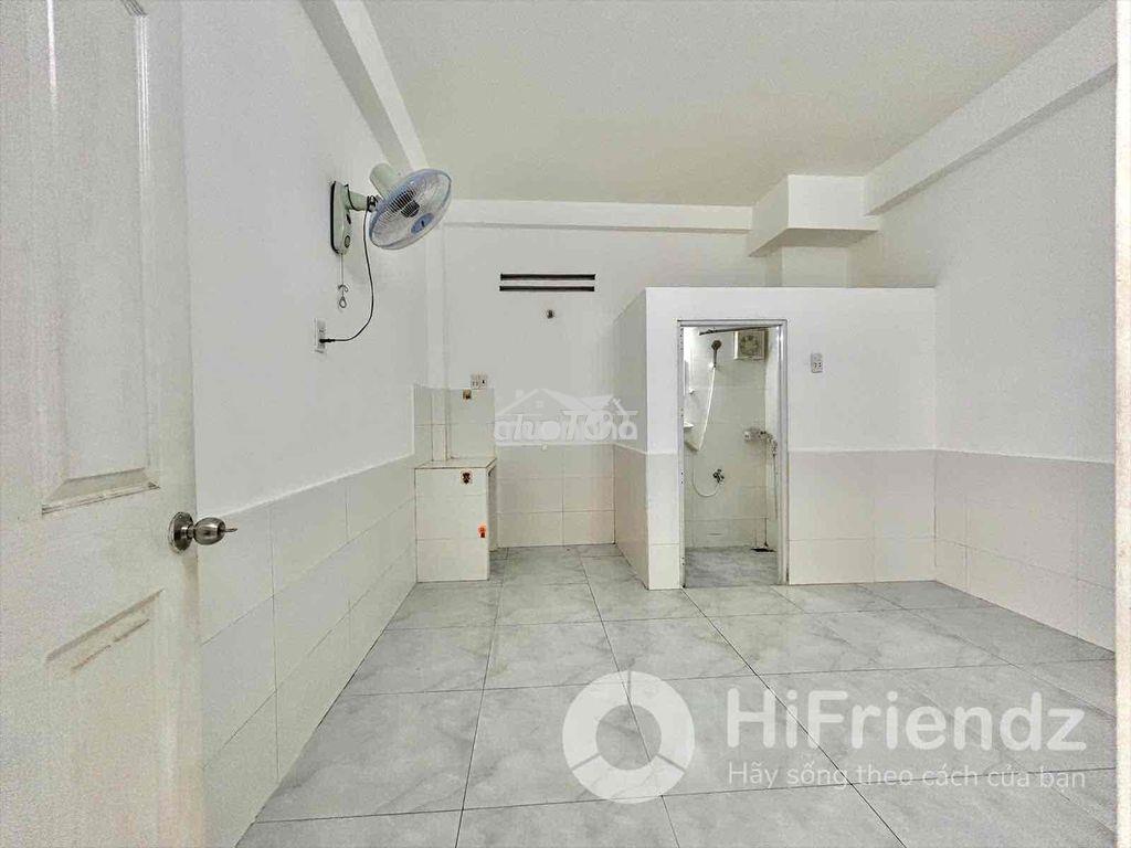 Studio giá rẻ giáp q1,q3,q5- bờ kè hoàng sa - lê văn sỹ - Ảnh 2