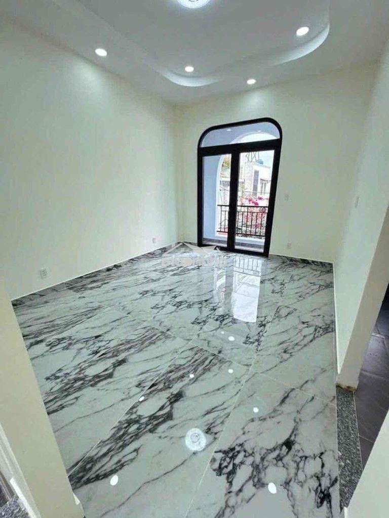 Nguyễn căn ngay trung tâm lê quang định - phạm văn đồng 3pn-4wc riêng - 4