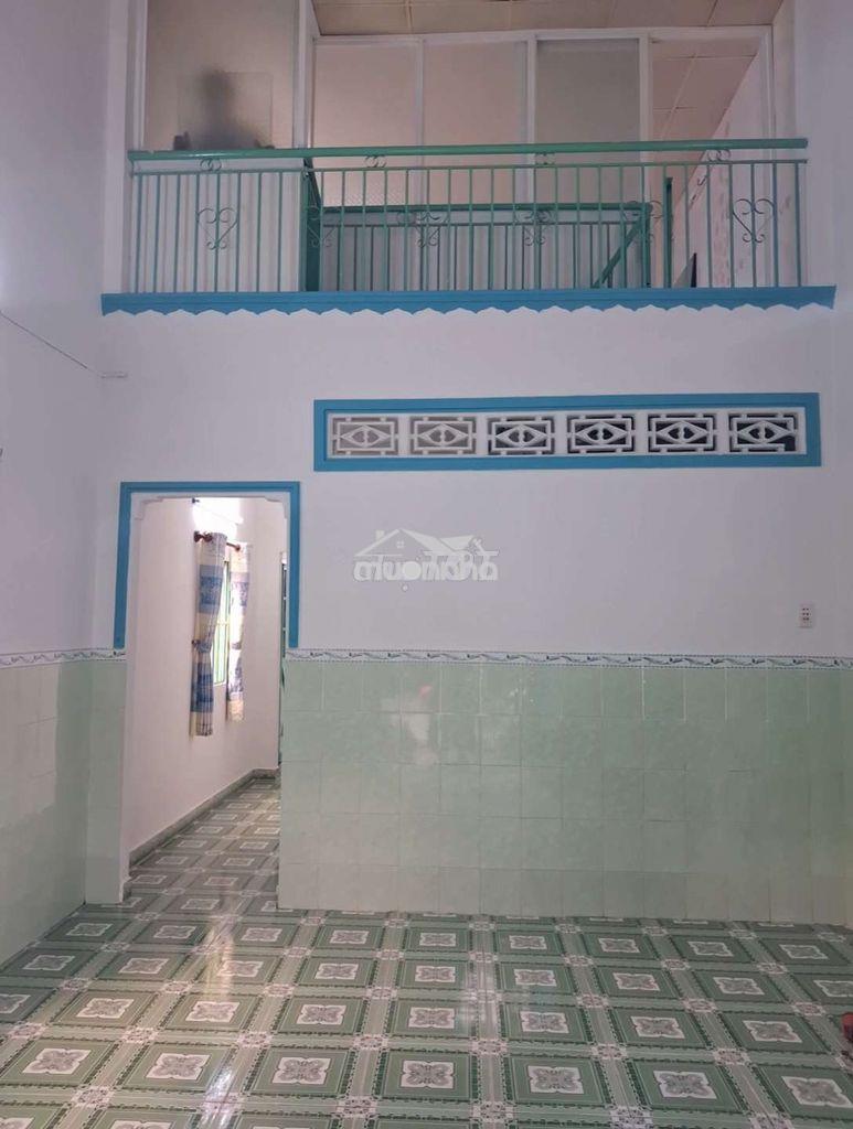 Nhà bán 4x12m vị trí đẹp ngay chợ lê thị ngay