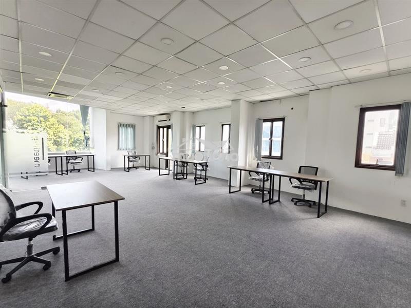 Cho thuê vp sàn 90m2 cửa sổ thông thoáng khu sân bay tân sơn nhất
