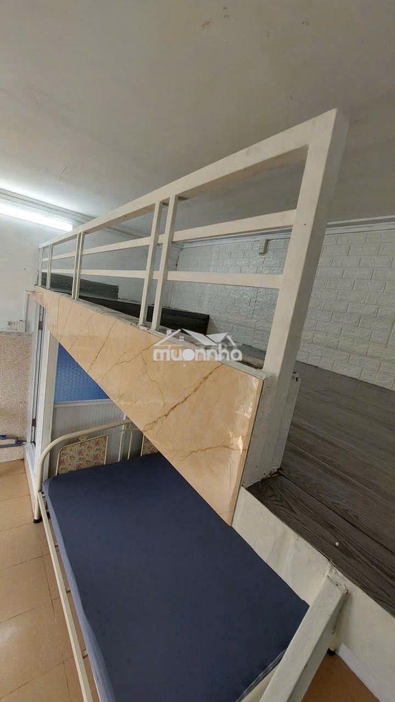 Phòng trọ có gác ban công gần mega bình phú - Ảnh 4