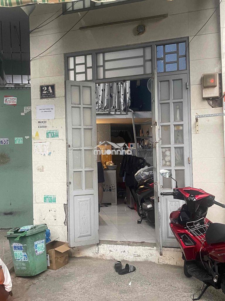 Phòng đặng văn bi , , đh kiến truc 2,8 triệu - 2