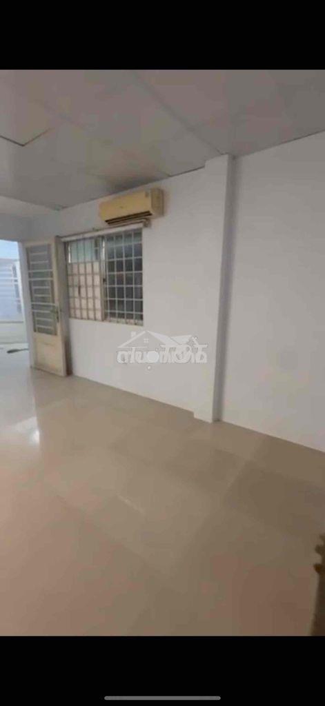 Cho thuê phòng 104 cao lỗ p4 q8 giờ giấc tự do , có ban công, mặt ti - Ảnh 2