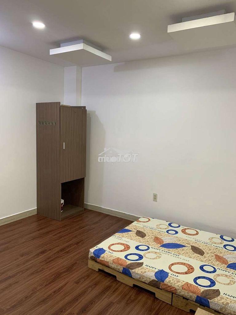 Phòng full nội thất đường bạch đằng