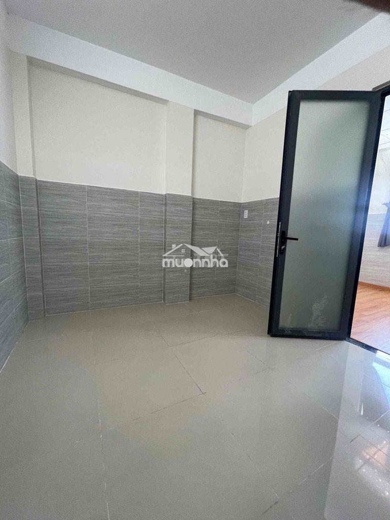 2pn có thể làm 1pn tách bếp + 2 máy lạnh + 40m2 + nhà có bảo vệ - Ảnh 2