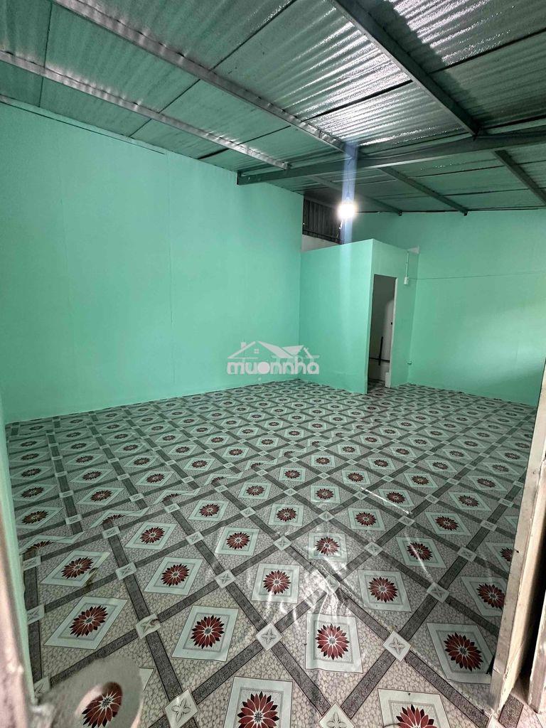 Cho thuê phòng trọ 24m2 gần c/c 6b phạm hùng - Ảnh 3