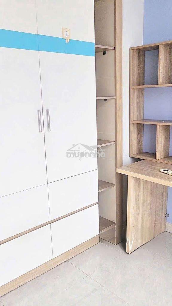 Cho thuê nhà 1/trường chinh. 1 trệt 2 lầu, sân thượng dt 4,5×15 có 4pn - 2