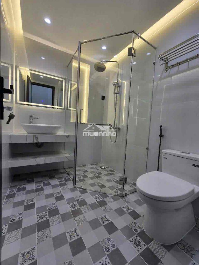 Bán nhà mt 8m mới 100% laclong long quân|4x14-5 tầng | 9,8 - 4