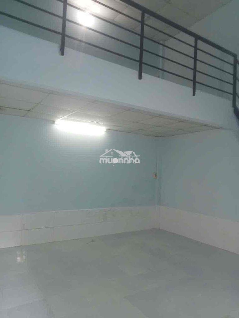 Cho thuê nhà nguyên căn có gác lửng, hẻm đường số 79, quận 7 – 5 triệu