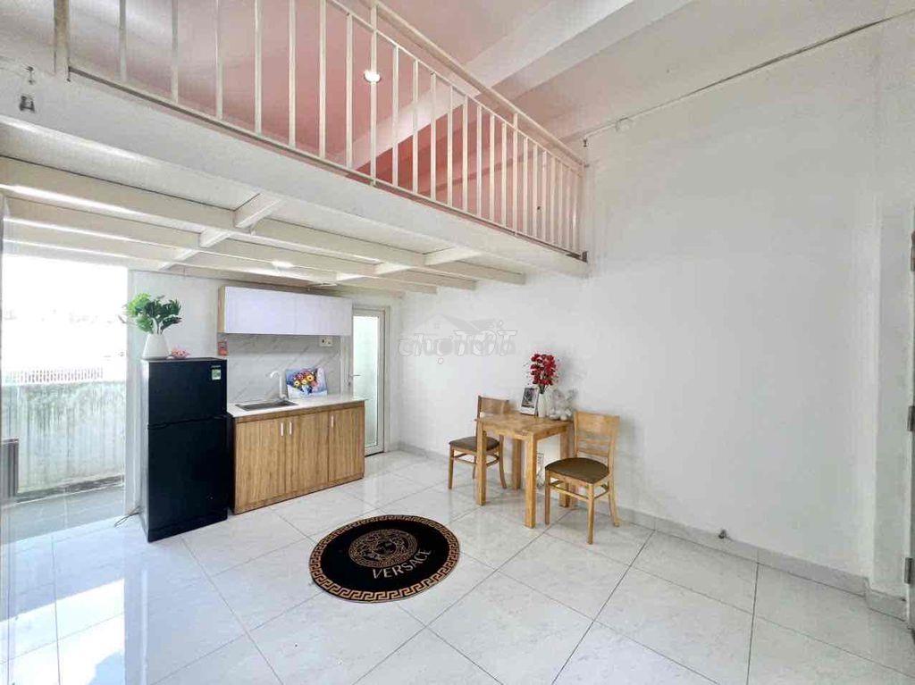 Duplex ban công thang máy gác 1m7 ở 3-4ng cmt8 q10 gần ueh, bách khoa - Ảnh 3