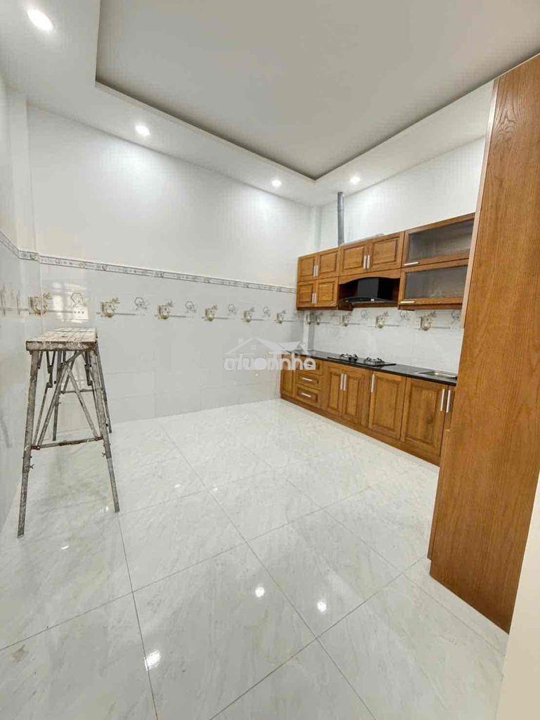 Nhà mới xây 4 tầng cho thuê nguyên căn. hẻm xe hơi. 4pn.3wc - 3