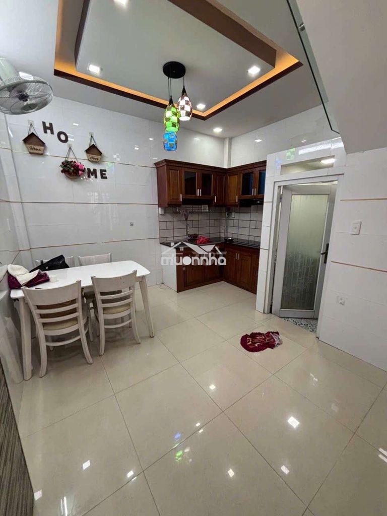 Nhà mới sạch sẽ nội thất đầy đủ - 3
