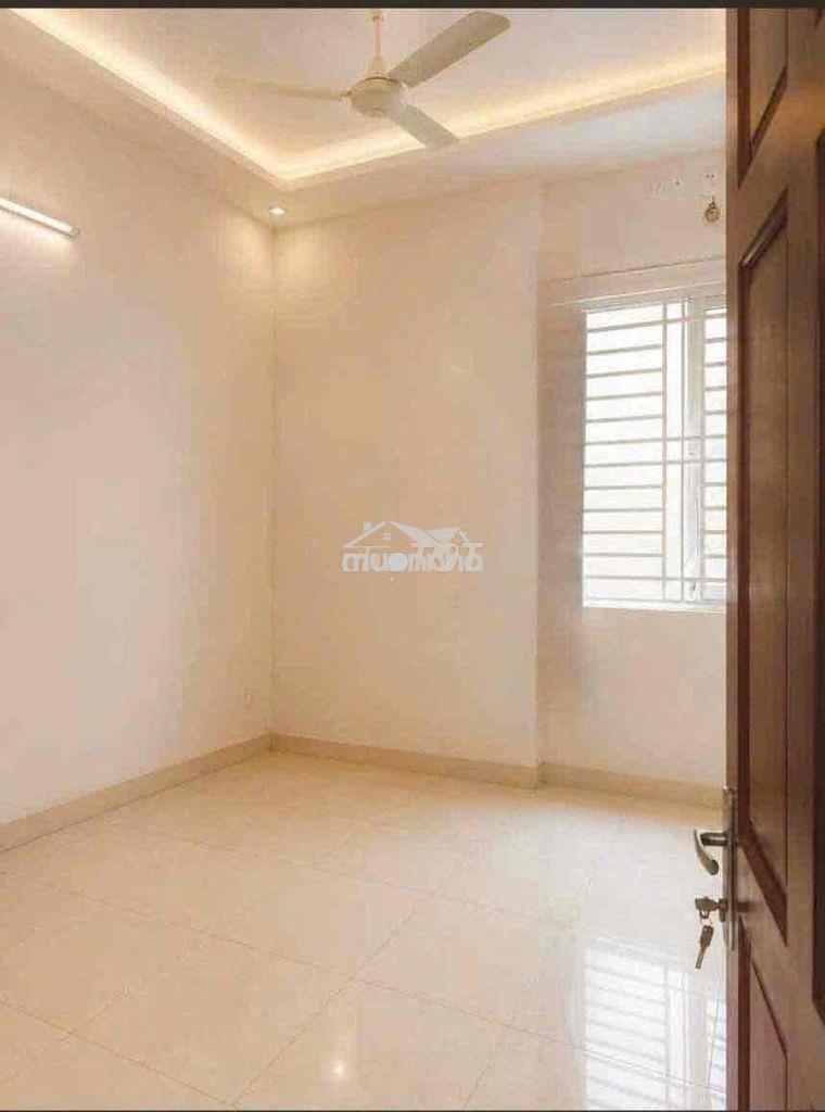 Cho thuê nhà mtnb khu tên lửa dt 4x16 xd 3,5 tấm . giá 15tr - 3
