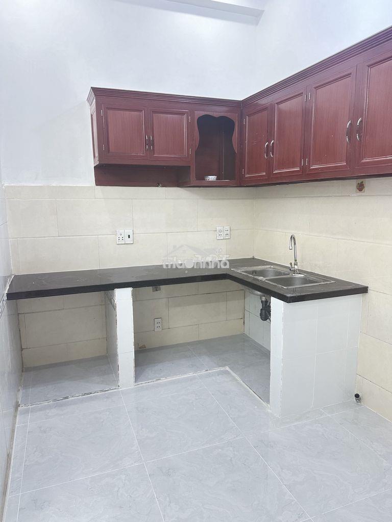 Chính chủ cho thuê nhà 32m2 hẻm 83 liên khu 4-5 sau trường kim đồng - 2