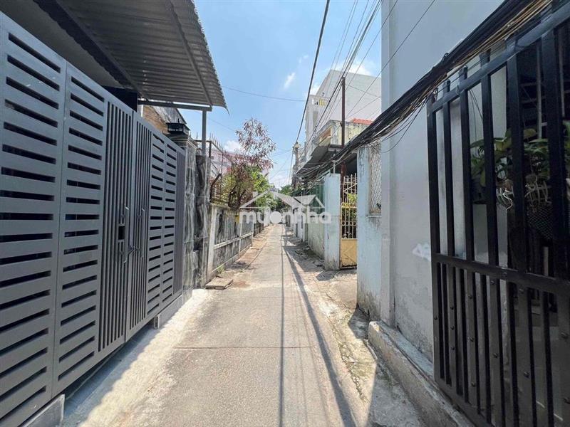 Đất 80m2 hẻm xe hơi p.trung dũng giá 2,2 tỷ sổ sẵn full thổ cư giá tốt