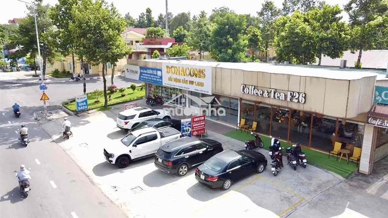 Hàng hót sỉ 10-30 nền trảng dài - ngay đường đồng khởi