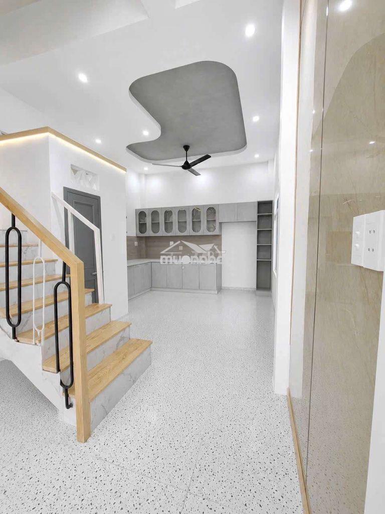 Nhà đẹp đúc 3tầng dt 4x10m 4pn 3wc hẻm xh ht17 hiệp thành q12, 4,399tỷ - 4