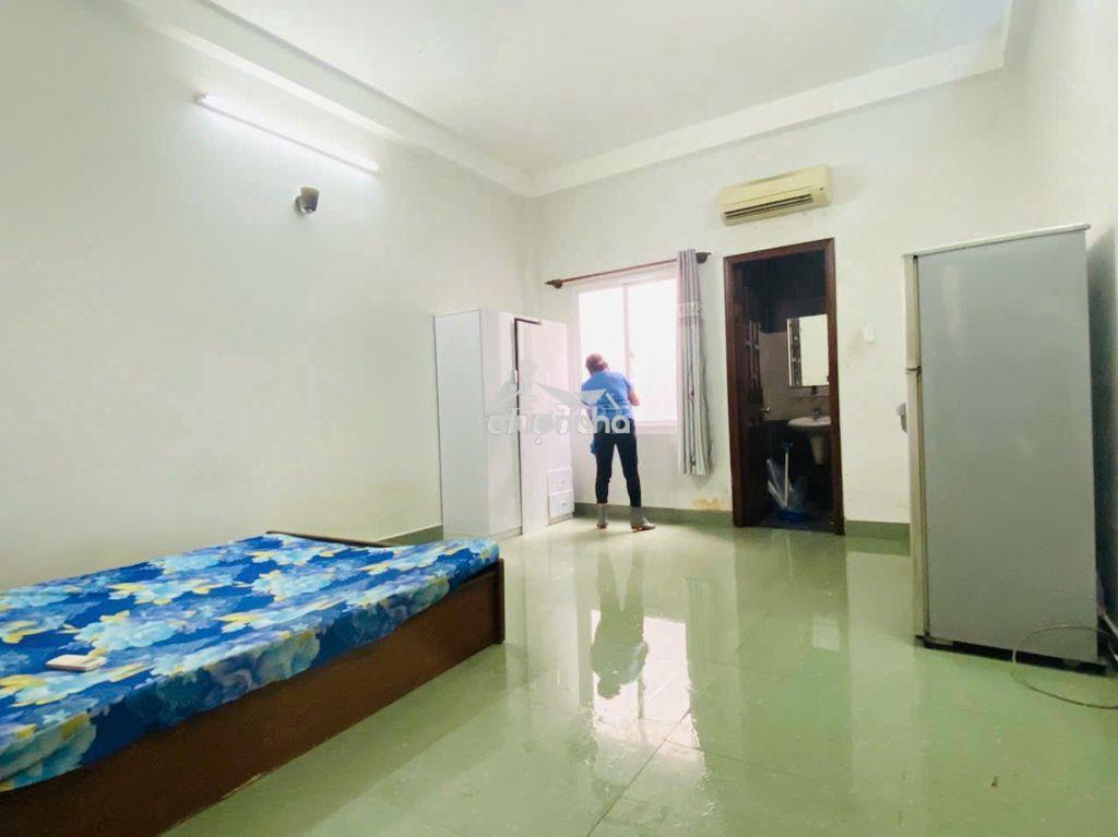 Phòng 5tr cửa sổ trời hẻm 196 tô hiến thành p15 quận 10. - Ảnh 2