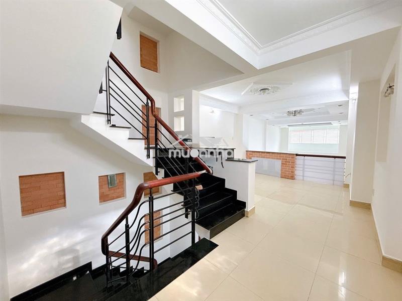 Cho thuê nhà phường tân sơn nhì giáp bên âu cơ tân bình : 3 lầu đẹp