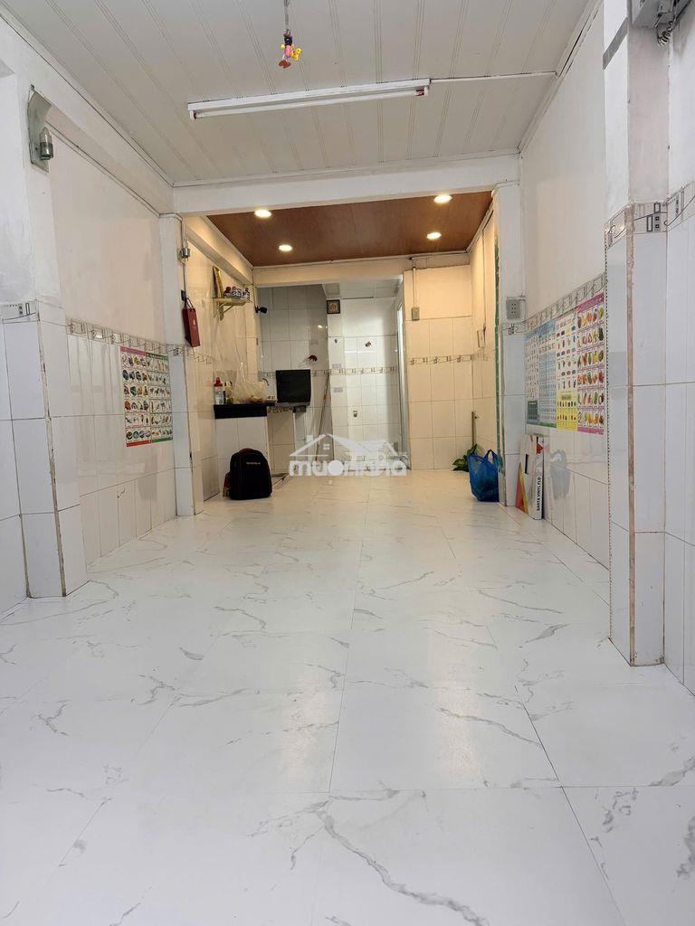Bán nhà hẻm thông hai bà trưng gần chợ tân định ( xd 27m2) 3 tầng