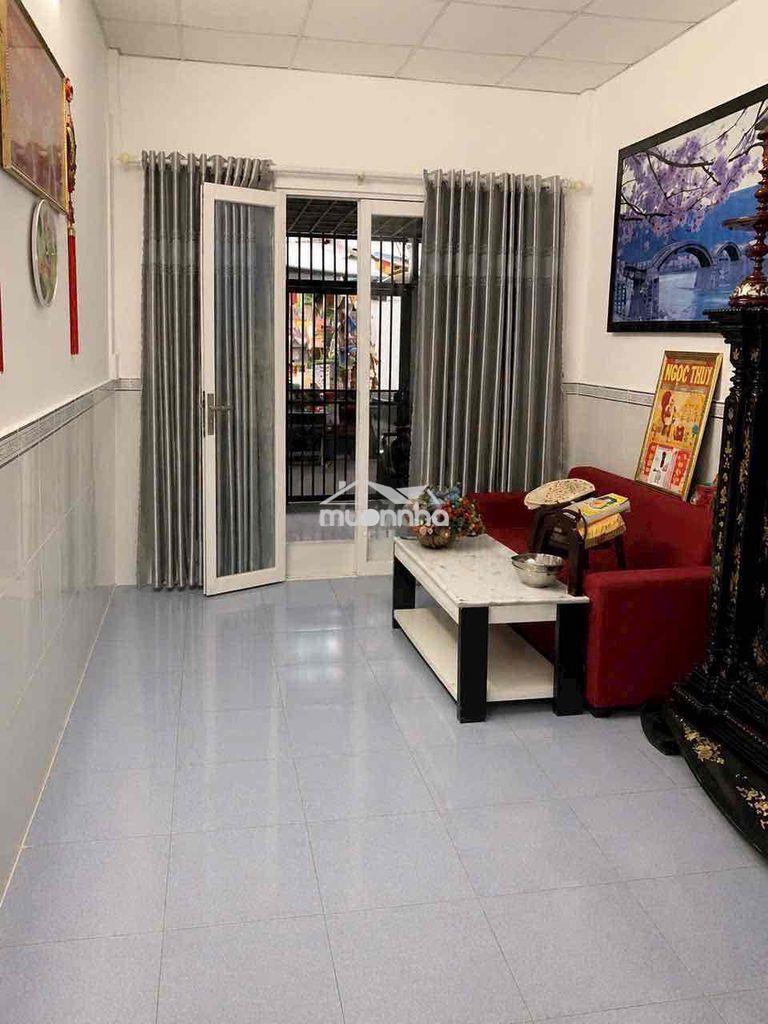 Bán nhà sổ riêng - đường huỳnh tấn phát- quận 7