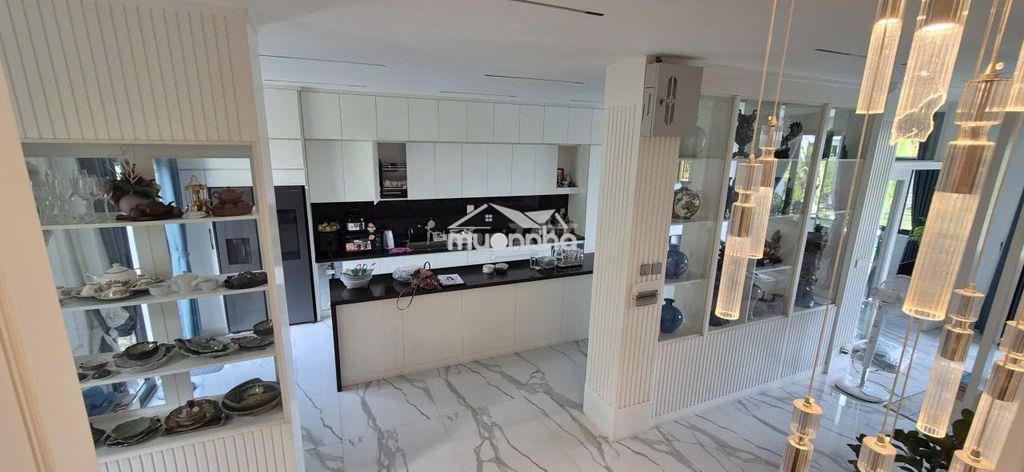 Bán nhà 6 tầng có thang máy nội thất cao cấp - khu vinhomes quận 9  - 3