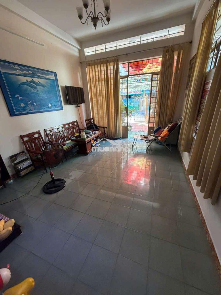 10,7 tỷ bán nhà đường chi lăng- khu bàn cờ nha trang - 3