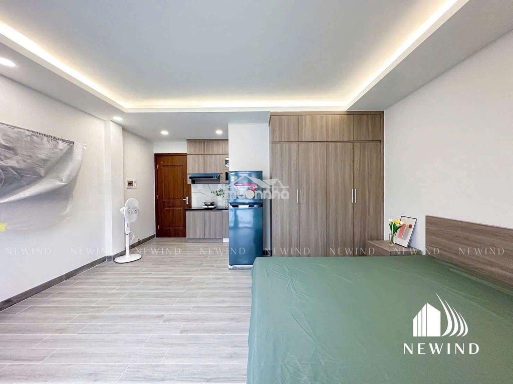 Studio ban công cách lotte mart 500m - gần crescent mall, phú mỹ hưng - Ảnh 3