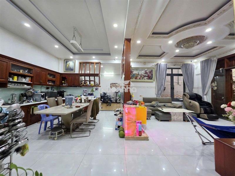 Nhà hẻm xe hơi, hẻm 1 sẹc , nhà có thang máy, ngang 19m