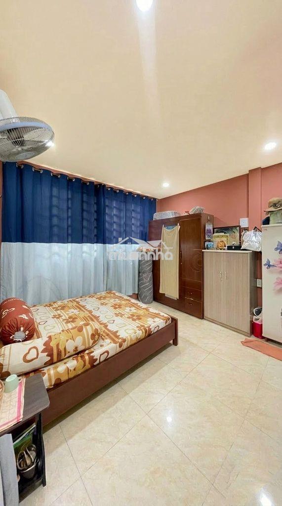 Nhà 3 tầng - 24m2 - khu bình trị đông - 2