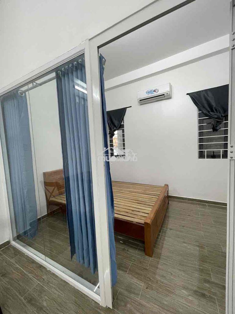 Phòng căn hộ tách bếp, 40m2, full nội thất, phan huy ích, p.14, gò vấp - Ảnh 3
