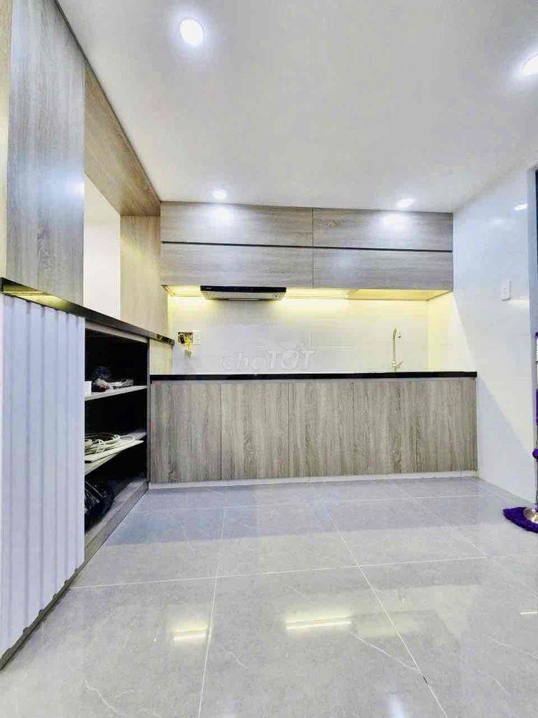 Hiếm , nguyễn chí thanh quận 11 , 45m2 , hoàn công đủ , sát mặt tiền - 2