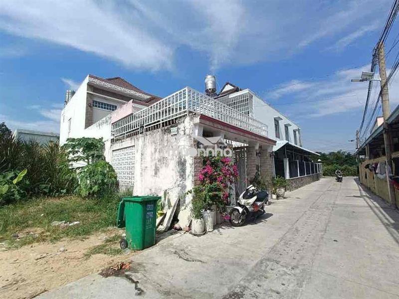 Nhà 2 tầng bán nhanh. sổ sẵn chỉ 680 triệu