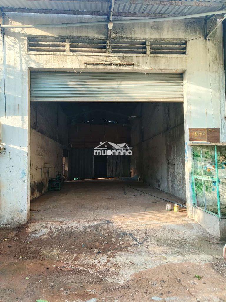 Xưởng 6x30m có đúc lững phía sau hẻm xe tải 5 tấn thái thị giữ