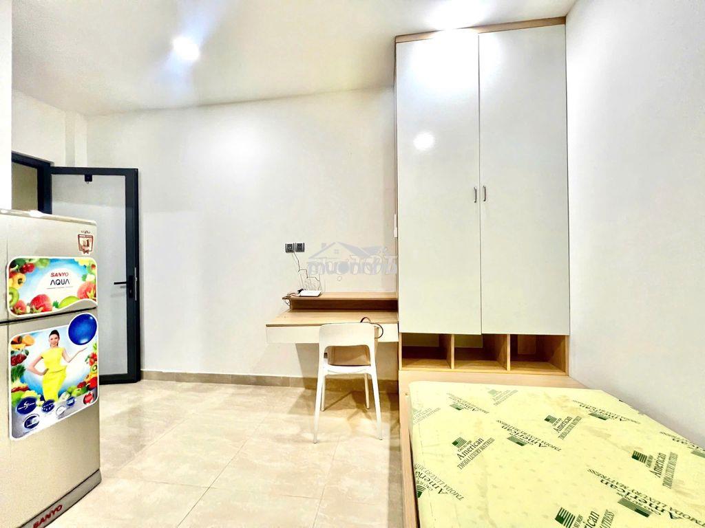 Siêu phẩm studio ngay vlu và iuh cao đẳng bách khoa 4.5tr trống sẵn - 4