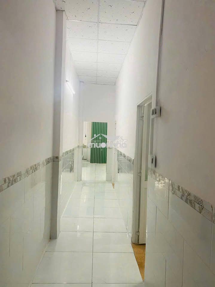 Ngộp chủ cần bán gấp căn nhà 102m2 đường lê minh nhựt tân thông hội - 3