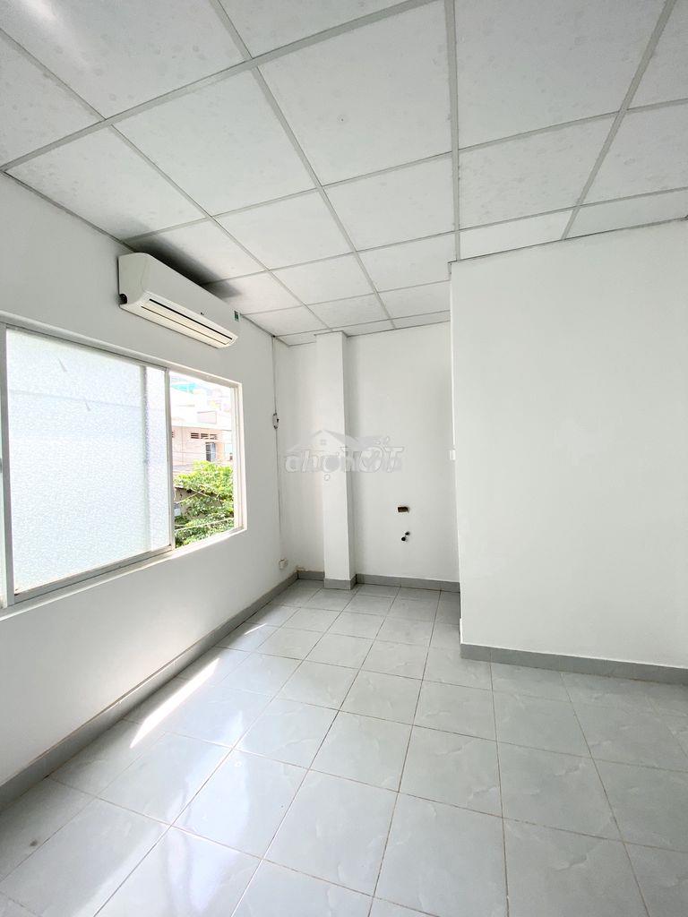 Phòng mới, thoáng mát, có nội thất. gần phan xích long - Ảnh 2