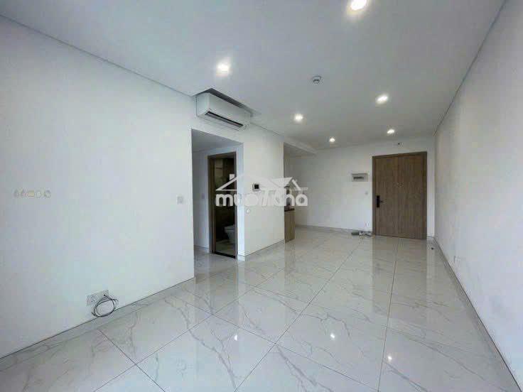 Giá sốc 13,5triệu bao phí quản lý, căn hộ diamond alnata 2pn-2wc