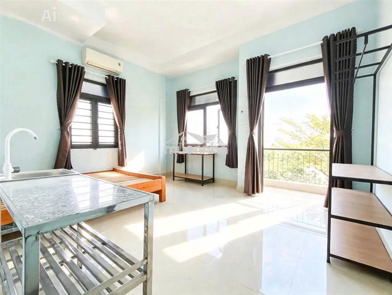 Studio ban công đường vườn lài