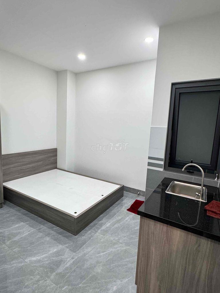 Tầng trệt - máy giặt riêng - full nt - Ảnh 3