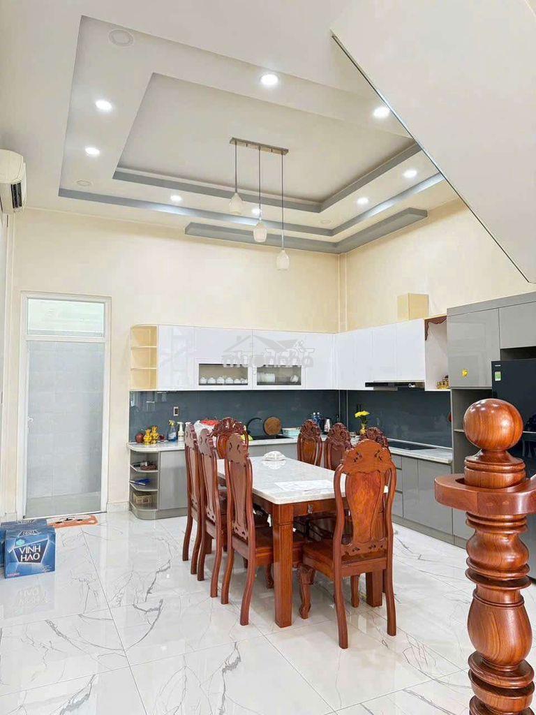 Nhà gần khu lộc vừng, vạn phúc. dt 5x20m 1trệt 2lầu 3pn 4wc. ở, làm vp - 4